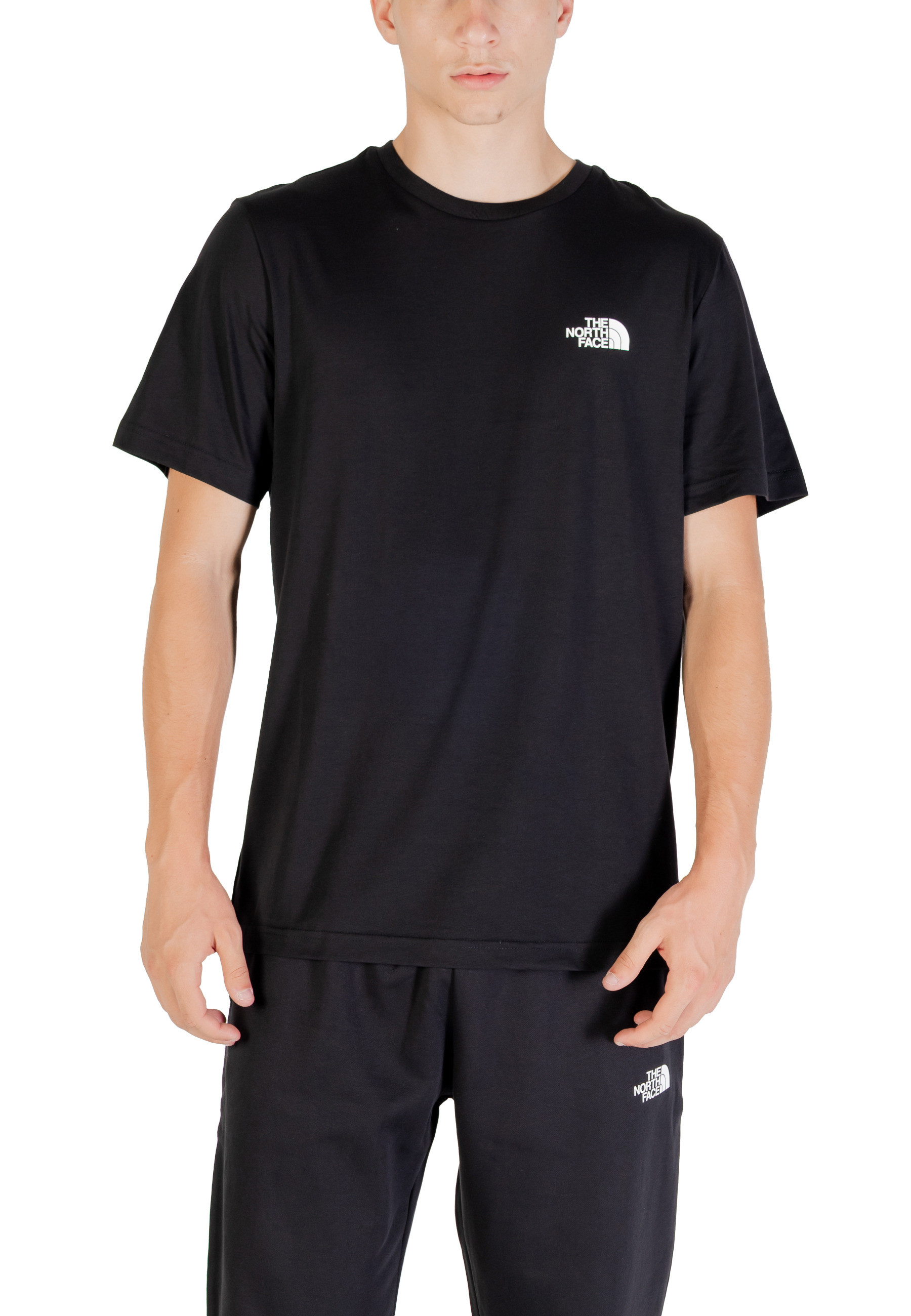 Футболки The North Face, черный
Футболки The North Face, черный