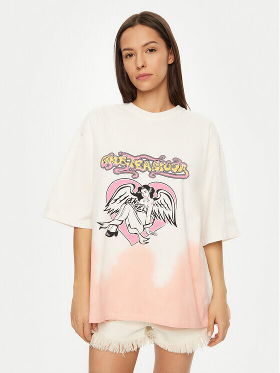 Футболка свободного кроя One Teaspoon, экрю
Футболка свободного кроя One Teaspoon, экрю