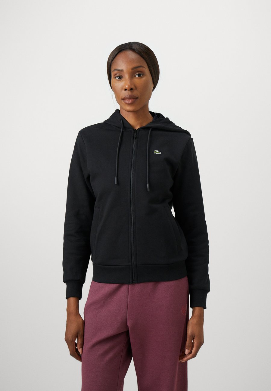 Толстовка Lacoste HOODED CLASSIC, Black
Толстовка Lacoste HOODED CLASSIC, Black