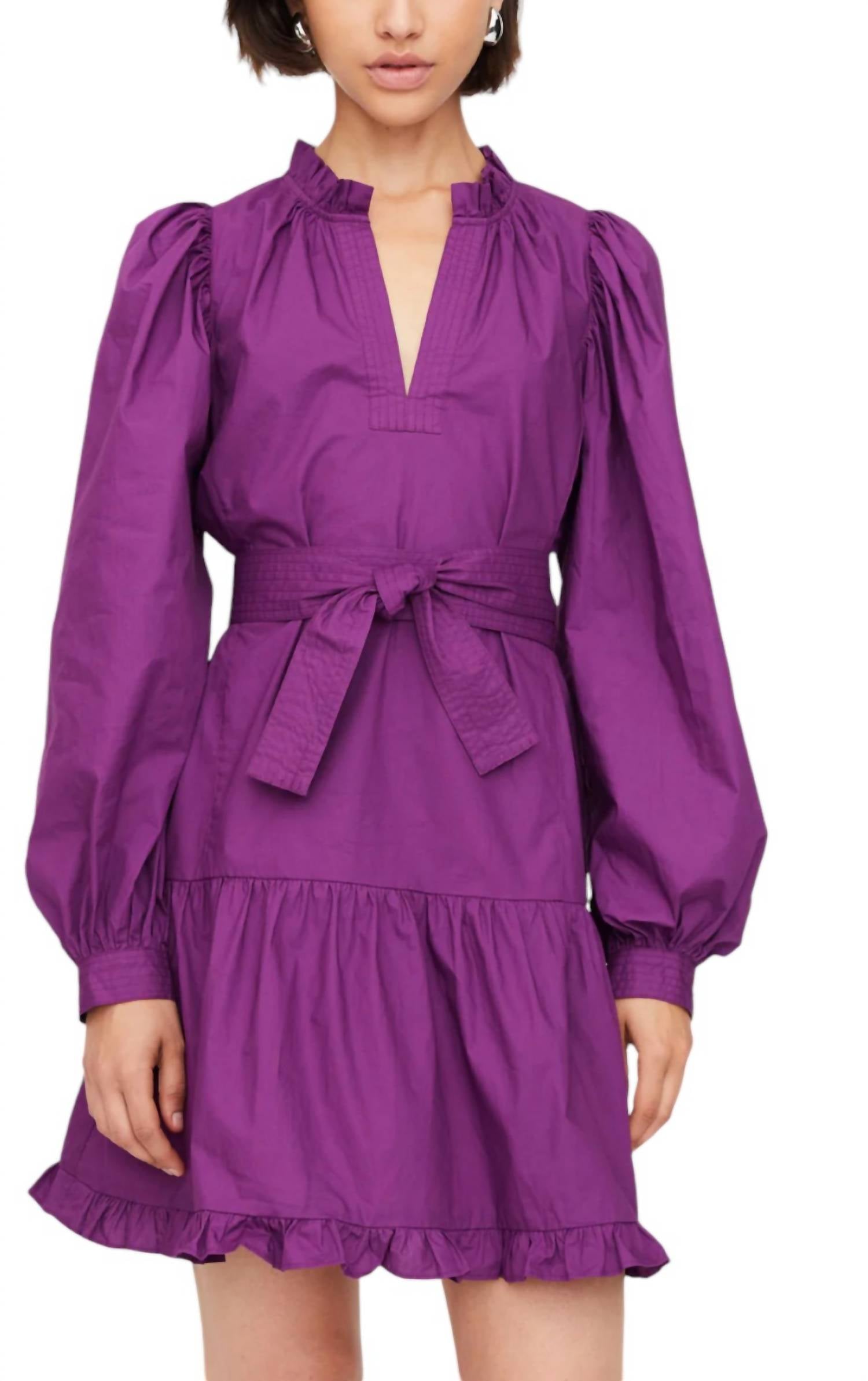 Платье Nella в цвете сливовый фиолетовый Marie Oliver
Платье Nella в цвете сливовый фиолетовый Marie Oliver