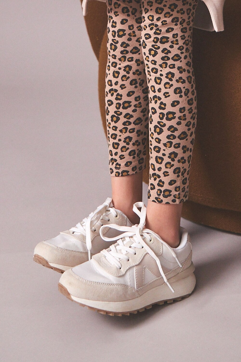 Спортивная обувь на шнуровке и толстой подошве Next
Спортивная обувь на шнуровке и толстой подошве Next