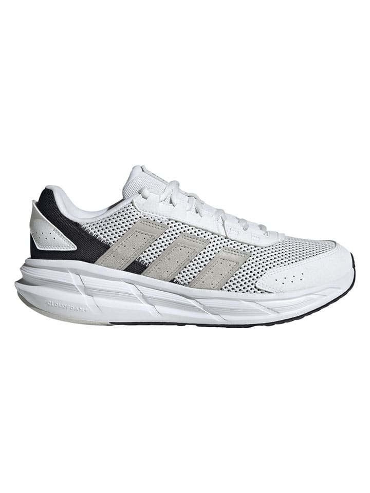 Adidas Кроссовки "Astrastar" в бело-черном цвете
Adidas Кроссовки "Astrastar" в бело-черном цвете