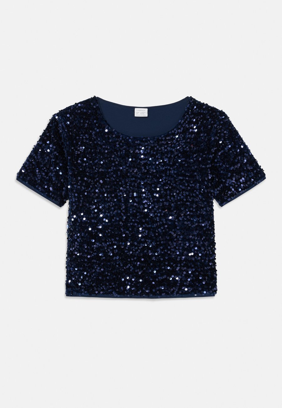 Футболка Lindex Print T-shirt, Navy/Dark Blue, Синий, Футболка Lindex Print T-shirt, Navy/Dark Blue
Футболка Lindex Print T-shirt, Navy/Dark Blue, Синий, Футболка Lindex Print T-shirt, Navy/Dark Blue