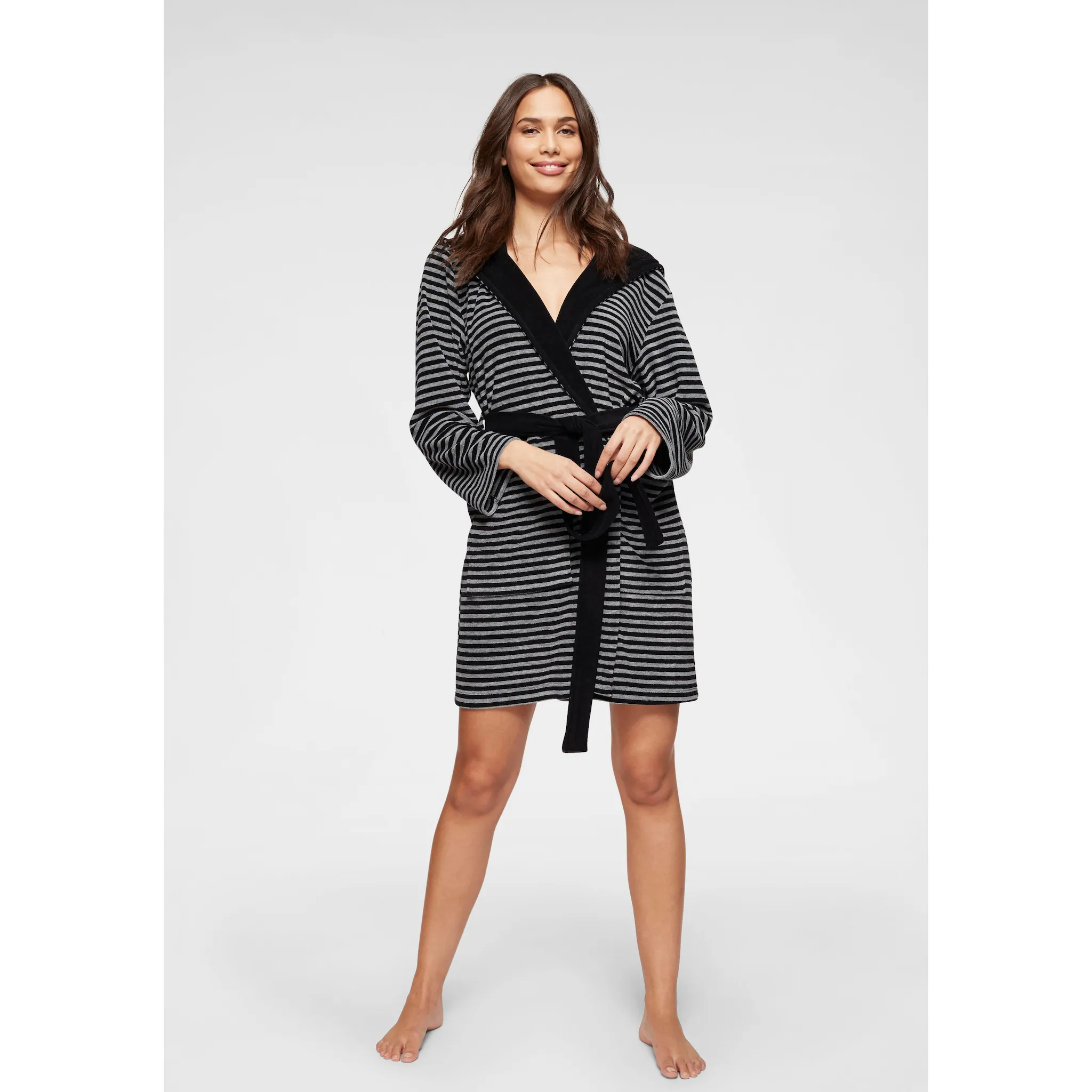 KangaROOS женский халат "Луана" (1 шт.), полосатый халат женский, полосатый, XS-2XL, черный
KangaROOS женский халат "Луана" (1 шт.), полосатый халат женский, полосатый, XS-2XL, черный