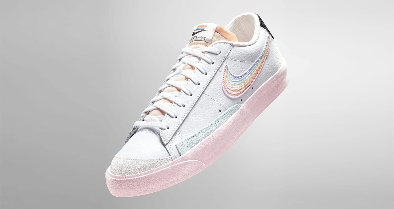 Баскетбольные кроссовки Nike Blazer Low 77 для мужчин, White Multi Colour 100
Баскетбольные кроссовки Nike Blazer Low 77 для мужчин, White Multi Colour 100