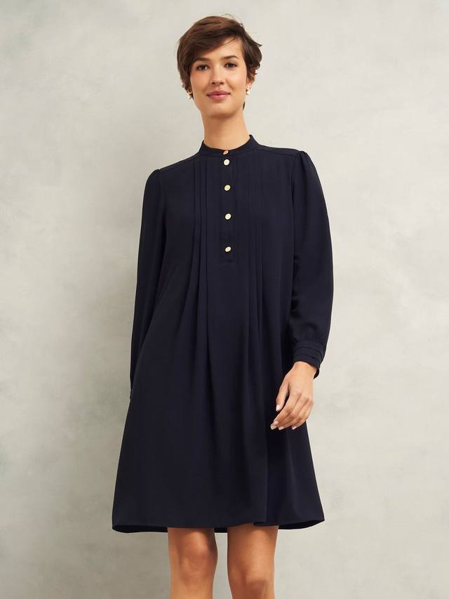 Платье со складками от мэдлин Hobbs, темно-синий
Платье со складками от мэдлин Hobbs, темно-синий