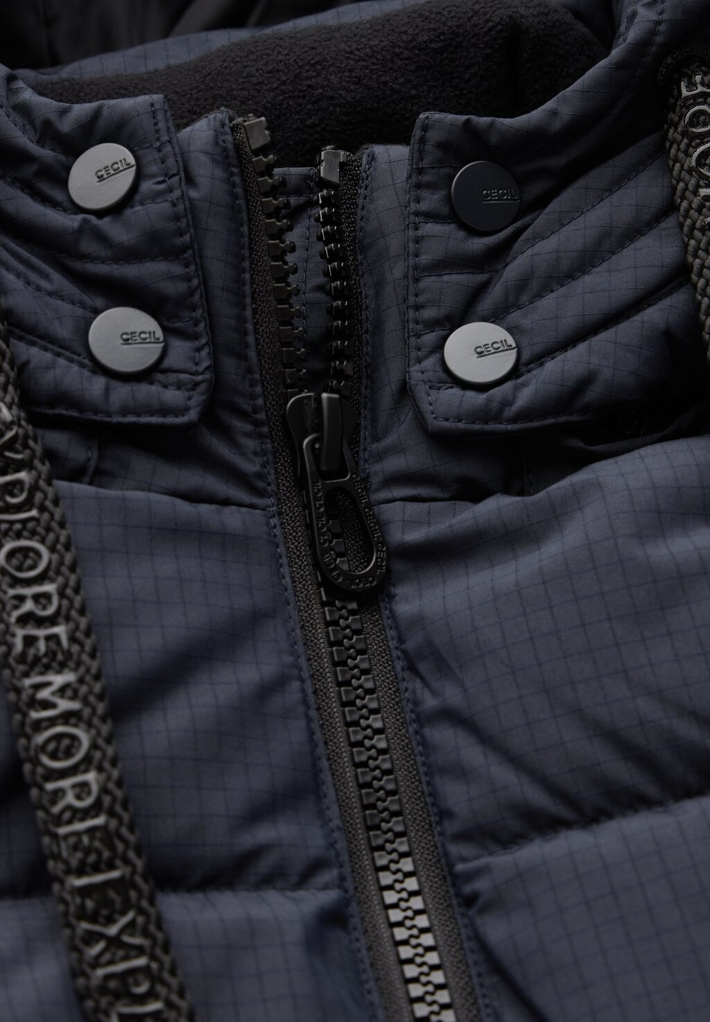 Зимнее пальто Cecil, темно-синий
Зимнее пальто Cecil, темно-синий