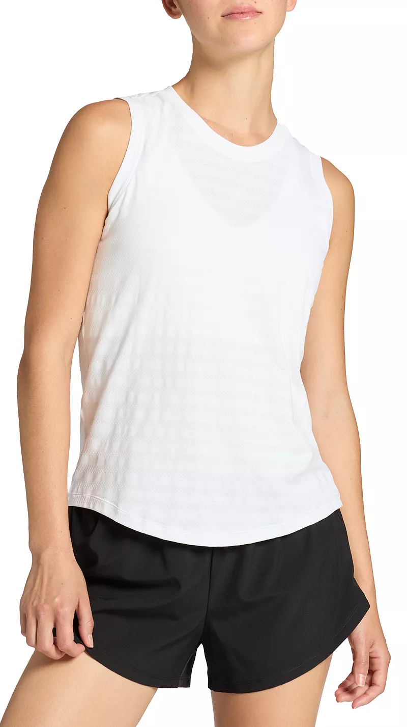 Женская бесшовная жаккардовая майка DSG, цвет Pure White
Женская бесшовная жаккардовая майка DSG, цвет Pure White