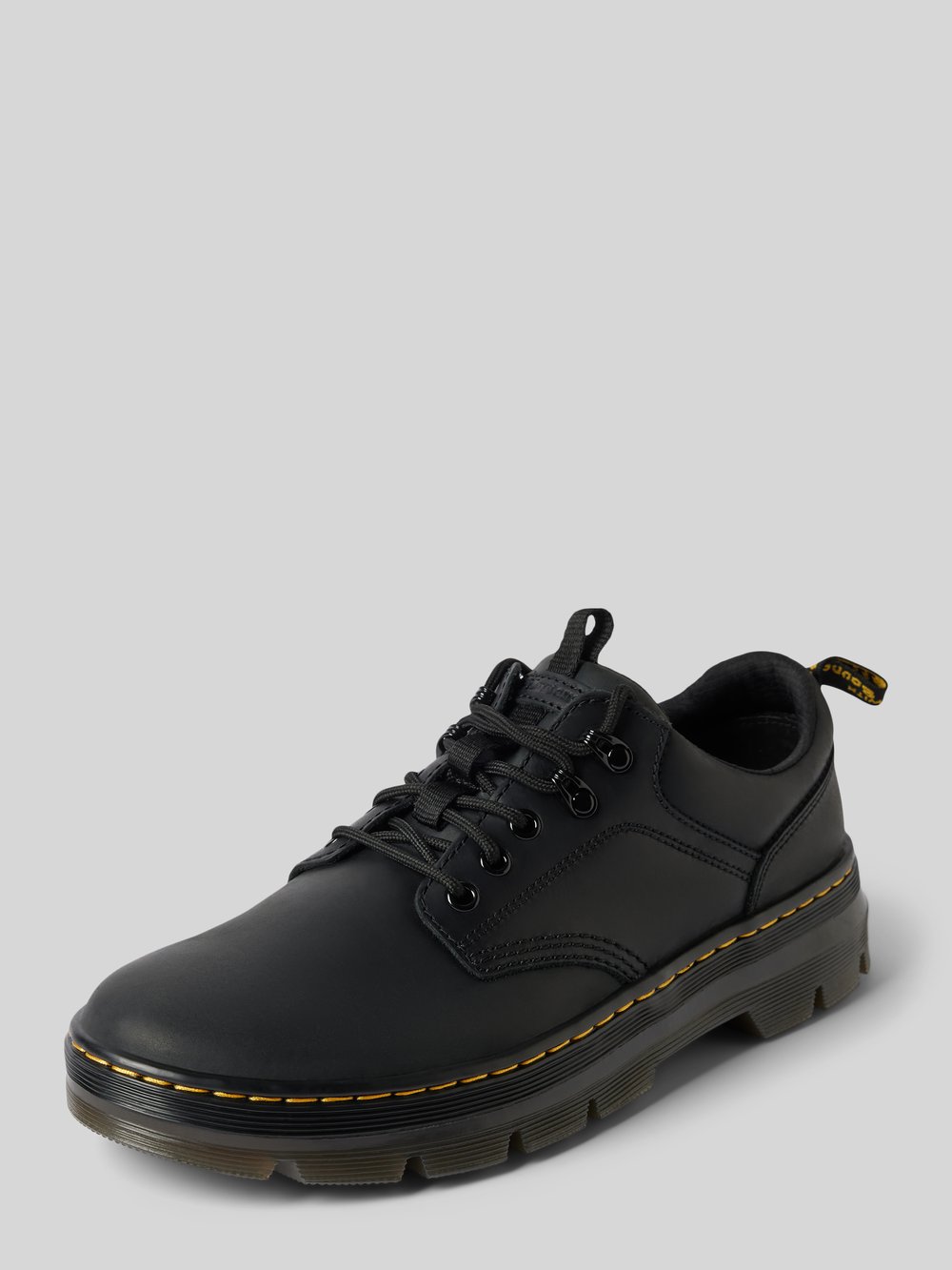 Кожаные полуботинки с петлей для затягивания, модель «Reeder» Dr. Martens, черный
Кожаные полуботинки с петлей для затягивания, модель «Reeder» Dr. Martens, черный