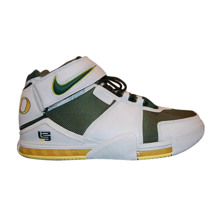Кроссовки Nike Zoom LeBron 2 'Oregon Ducks' PE, белый
Кроссовки Nike Zoom LeBron 2 'Oregon Ducks' PE, белый