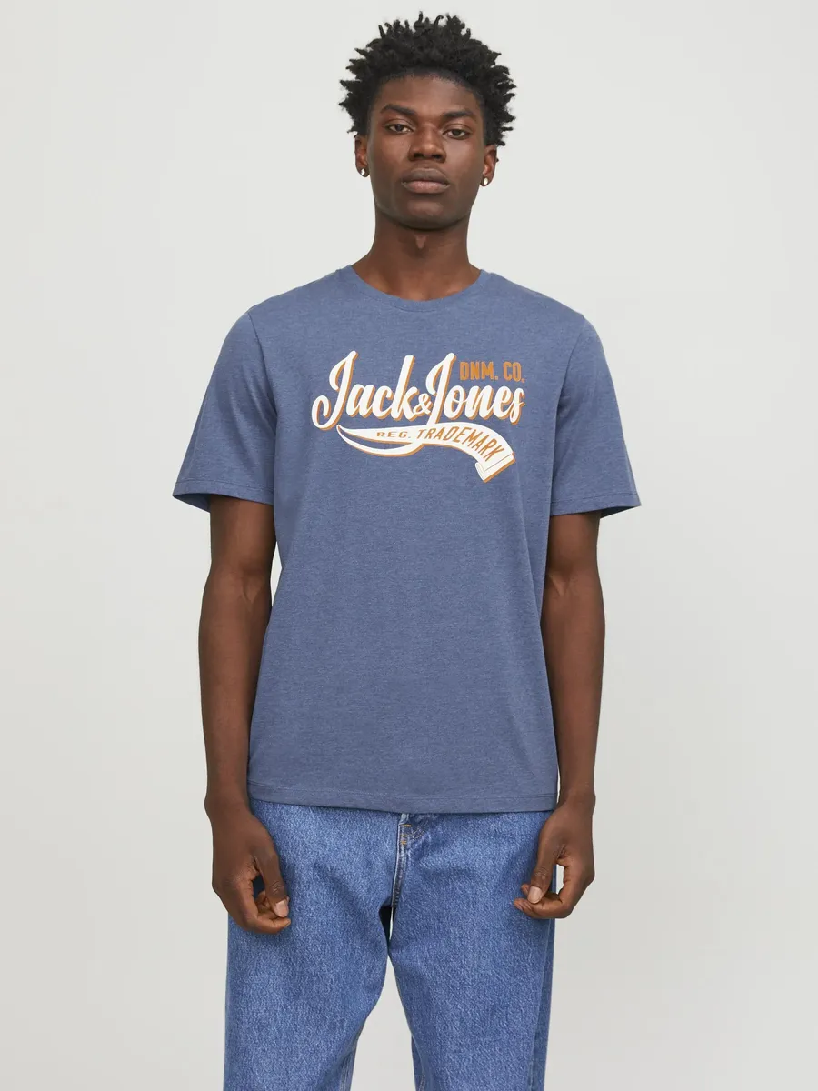 Рубашка с круглым вырезом Jack & Jones "JJELOGO TEE SS O-NECK 2 COL SS24 SN", синий
Рубашка с круглым вырезом Jack & Jones "JJELOGO TEE SS O-NECK 2 COL SS24 SN", синий