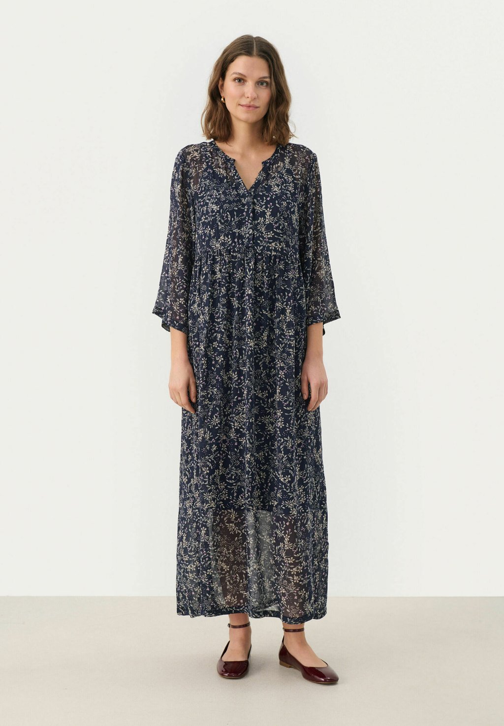 Платье макси POLONIA Part Two, темно-синий
Платье макси POLONIA Part Two, темно-синий