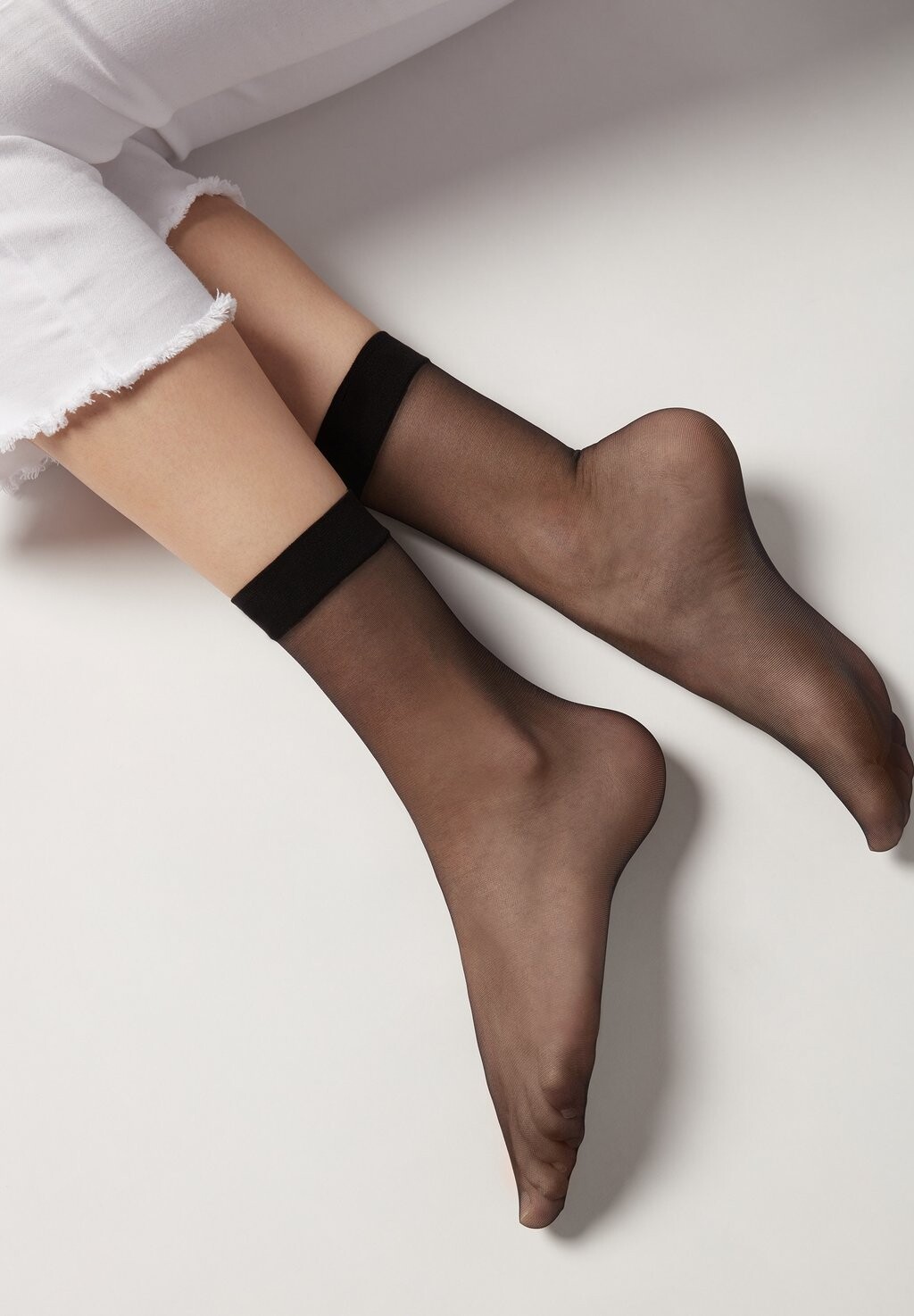 Носки ULTRA TRANSPARENT 8 DEN Calzedonia, черный
Носки ULTRA TRANSPARENT 8 DEN Calzedonia, черный