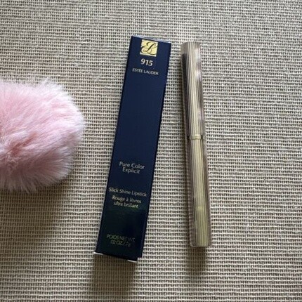 Губная помада Estée Lauder
Губная помада Estée Lauder