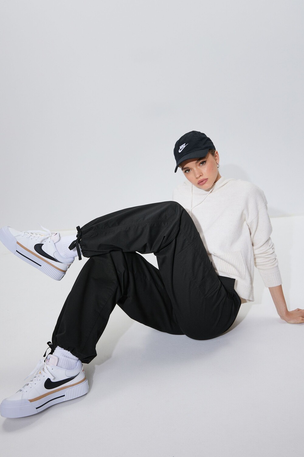 Брюки-карго Парашют из плотного хлопка Next, черный
Брюки-карго Парашют из плотного хлопка Next, черный