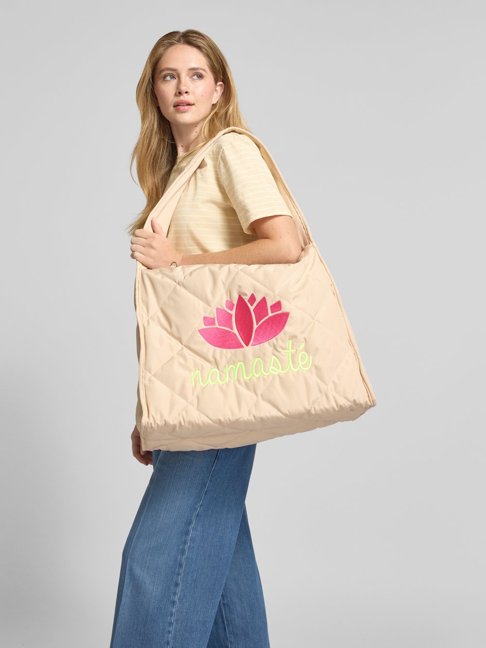 Сумочка со стегаными швами miss goodlife, песочный, Бежевый, Сумочка со стегаными швами miss goodlife, песочный 
Сумочка со стегаными швами miss goodlife, песочный, Бежевый, Сумочка со стегаными швами miss goodlife, песочный