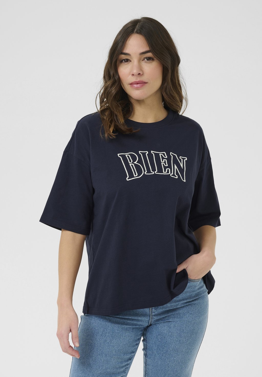 Футболка с принтом KAHARRIES Kaffe, темно-синий
Футболка с принтом KAHARRIES Kaffe, темно-синий