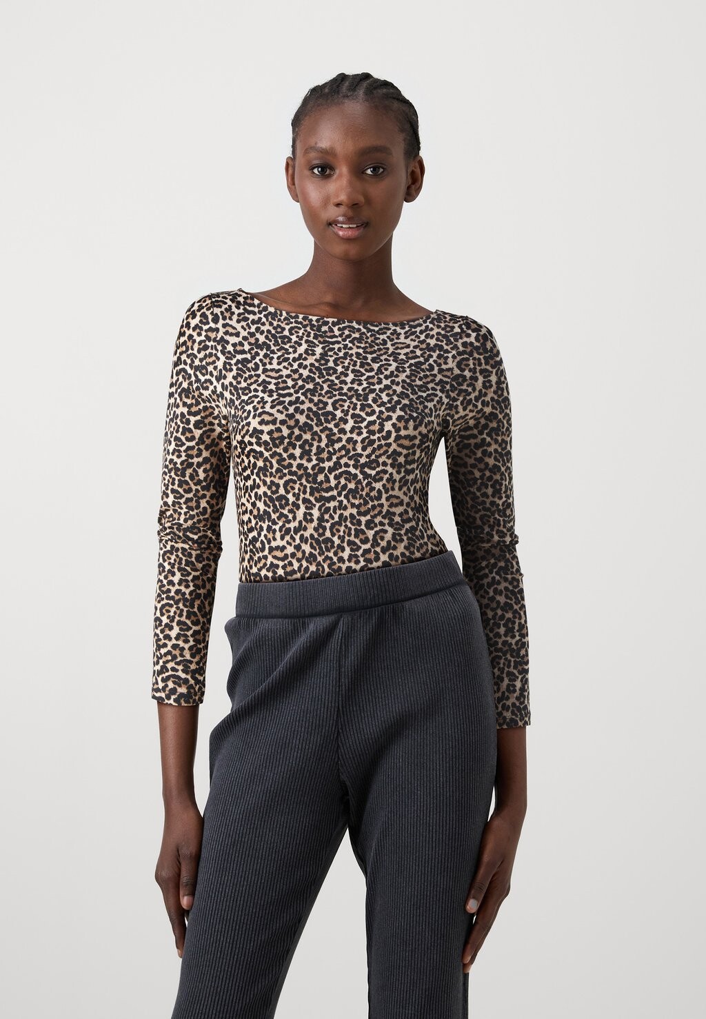 Рубашка с длинным рукавом ONLLIVE LOVE LIFE ONLY, светло-коричневый
Рубашка с длинным рукавом ONLLIVE LOVE LIFE ONLY, светло-коричневый