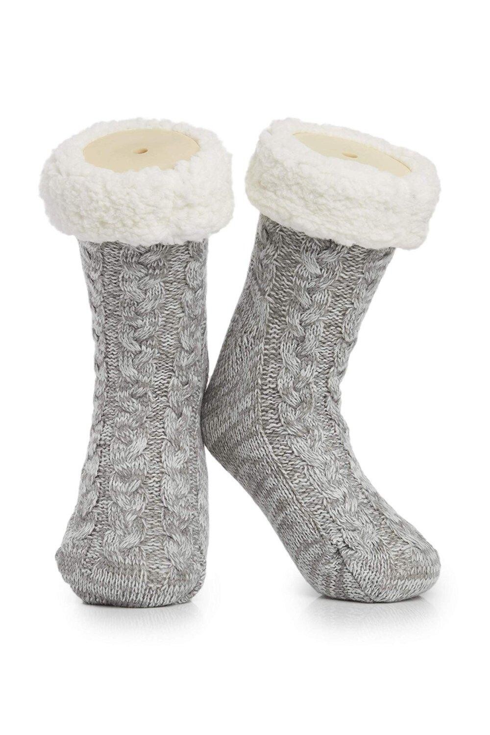 Пушистые вязаные тапочки-носки CityComfort, серый
Пушистые вязаные тапочки-носки CityComfort, серый