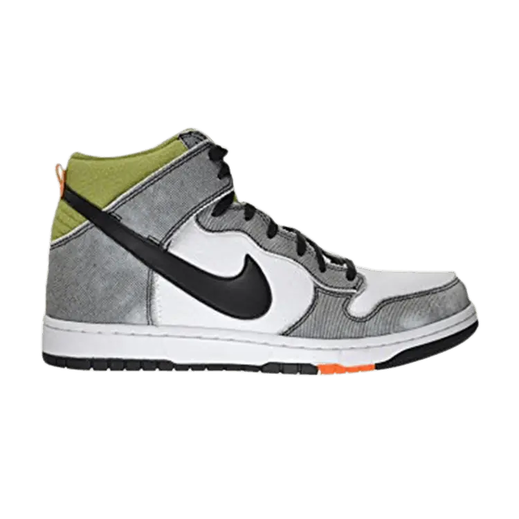 Кроссовки Nike Dunk CMFT
Кроссовки Nike Dunk CMFT