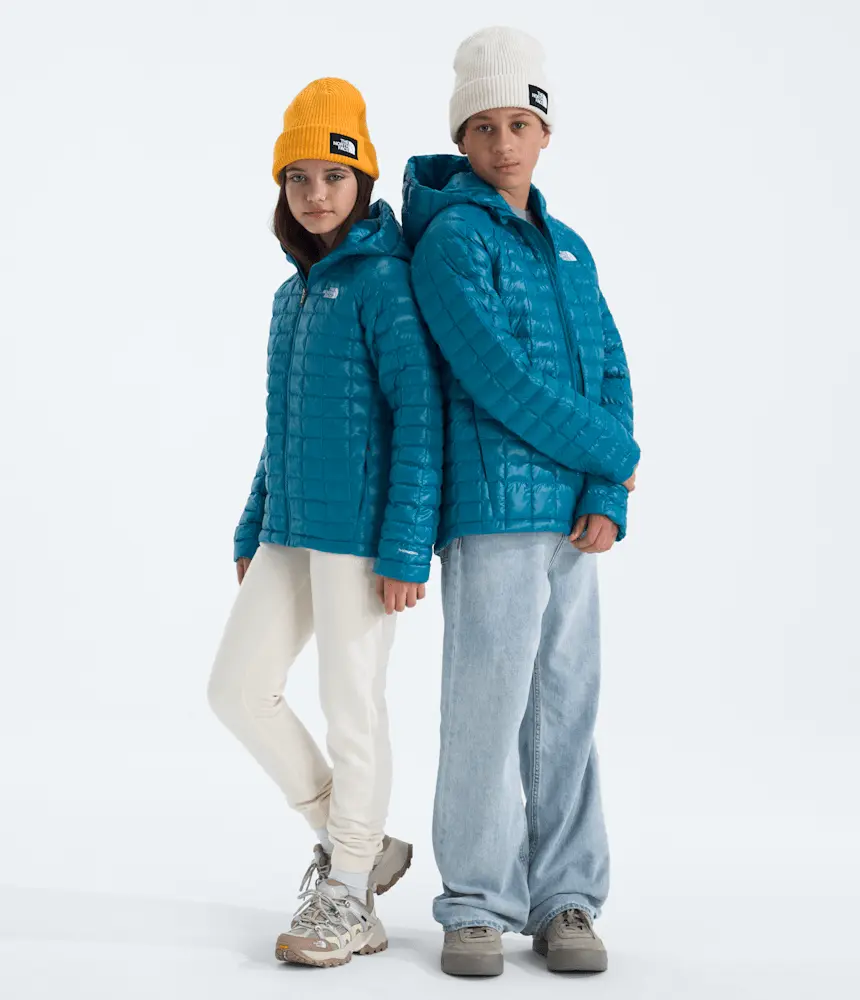 Куртка с капюшоном THERMOBALL для мальчиков и девочек The North Face, Dusk Blue
Куртка с капюшоном THERMOBALL для мальчиков и девочек The North Face, Dusk Blue