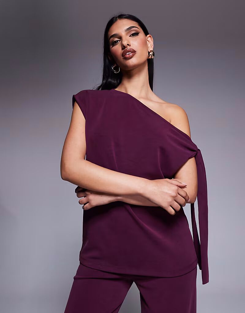 Асимметричный топ из купро ASOS DESIGN цвета винограда с завязкой
Асимметричный топ из купро ASOS DESIGN цвета винограда с завязкой