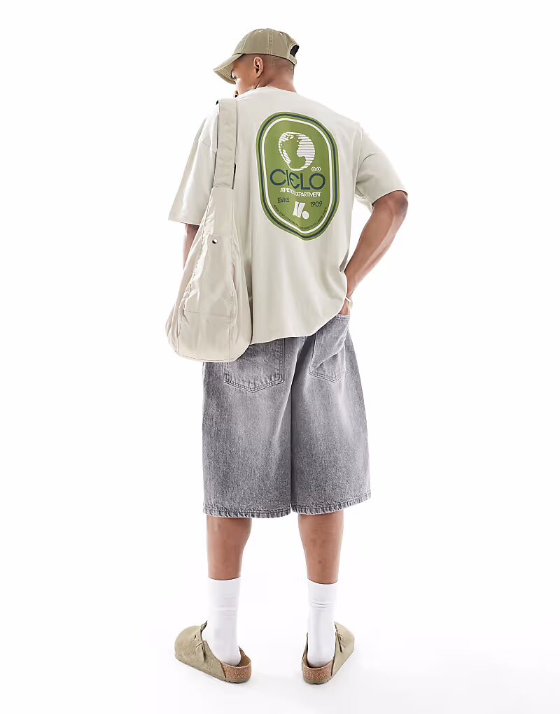 Футболка свободного кроя ASOS DESIGN бежевого цвета со спортивной графикой
Футболка свободного кроя ASOS DESIGN бежевого цвета со спортивной графикой