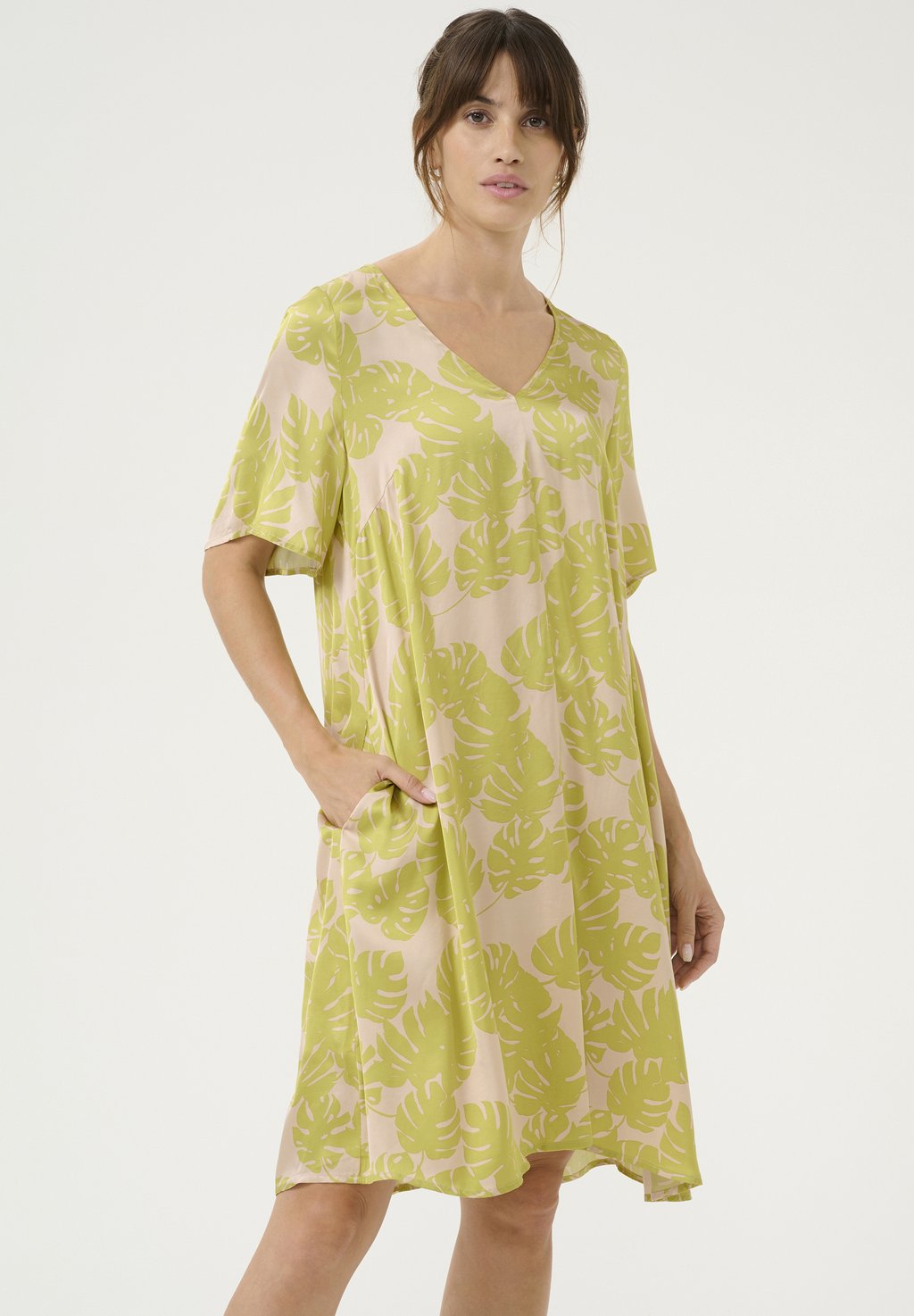 Повседневное платье Culture, зеленый
Повседневное платье Culture, зеленый