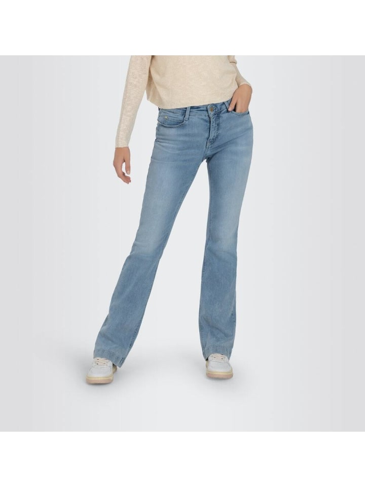 Джинсы синего цвета MAC
Джинсы синего цвета MAC