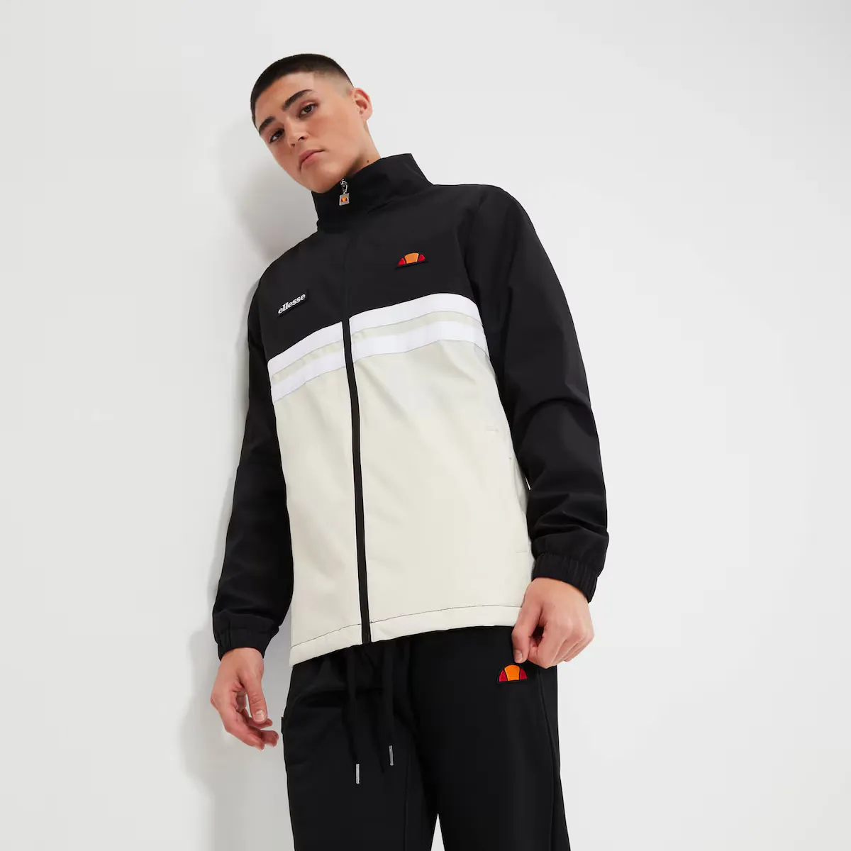 Мужская куртка Loselli Ellesse, чёрный
Мужская куртка Loselli Ellesse, чёрный