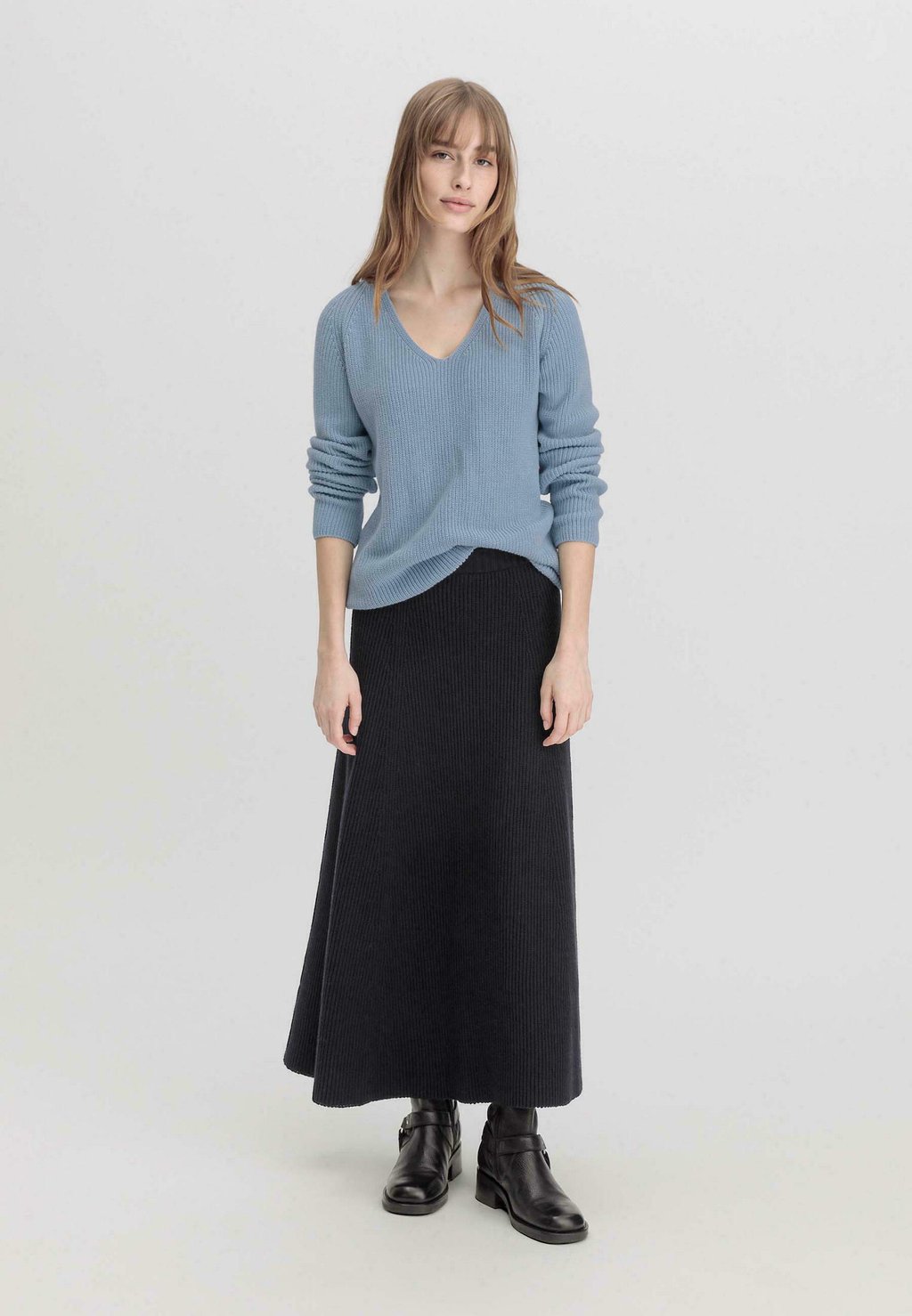 Длинная юбка MIDI REGULAR hessnatur, черный
Длинная юбка MIDI REGULAR hessnatur, черный