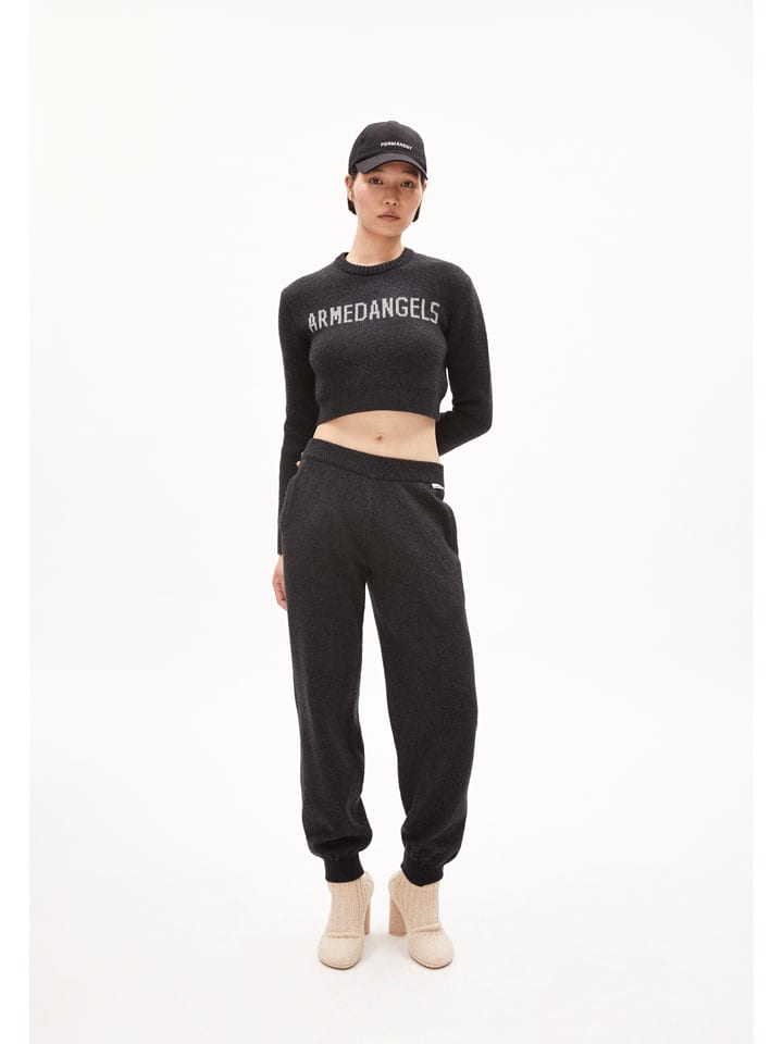 Armedangels Свитер "Mejaa" черного цвета
Armedangels Свитер "Mejaa" черного цвета