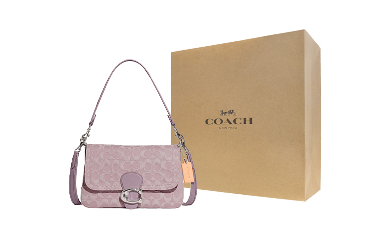 COACH Джинсовый мессенджер с кожаными вставками 
COACH Джинсовый мессенджер с кожаными вставками