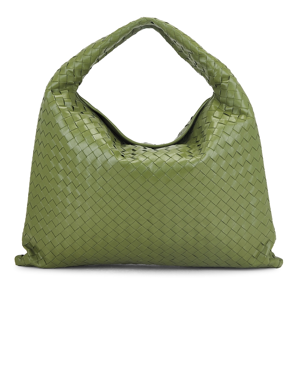 Большая сумка для хмеля Bottega Veneta, Matcha & Muse Brass 
Большая сумка для хмеля Bottega Veneta, Matcha & Muse Brass