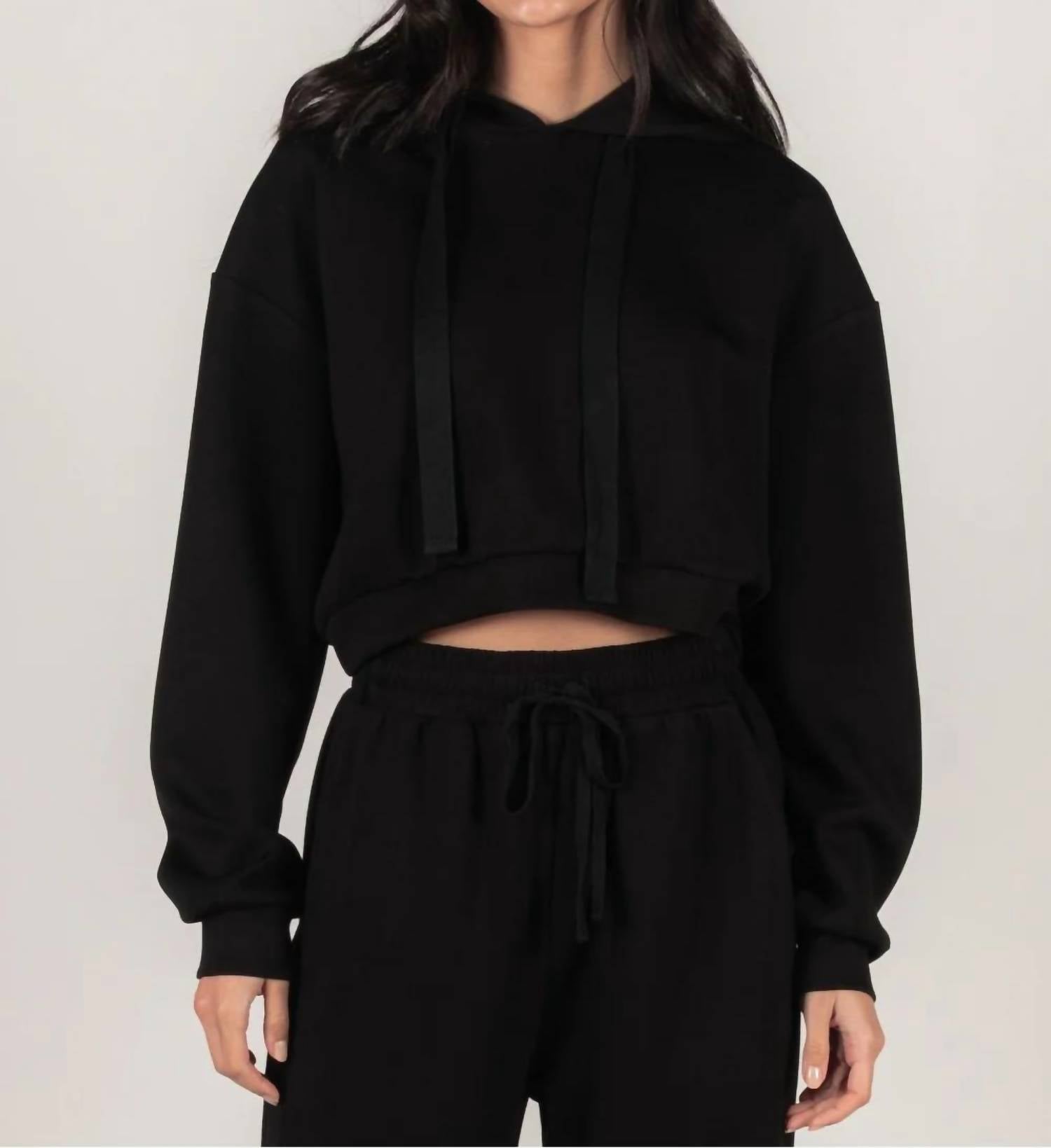 Толстовка In Your Eyes Again черного цвета Before You
Толстовка In Your Eyes Again черного цвета Before You