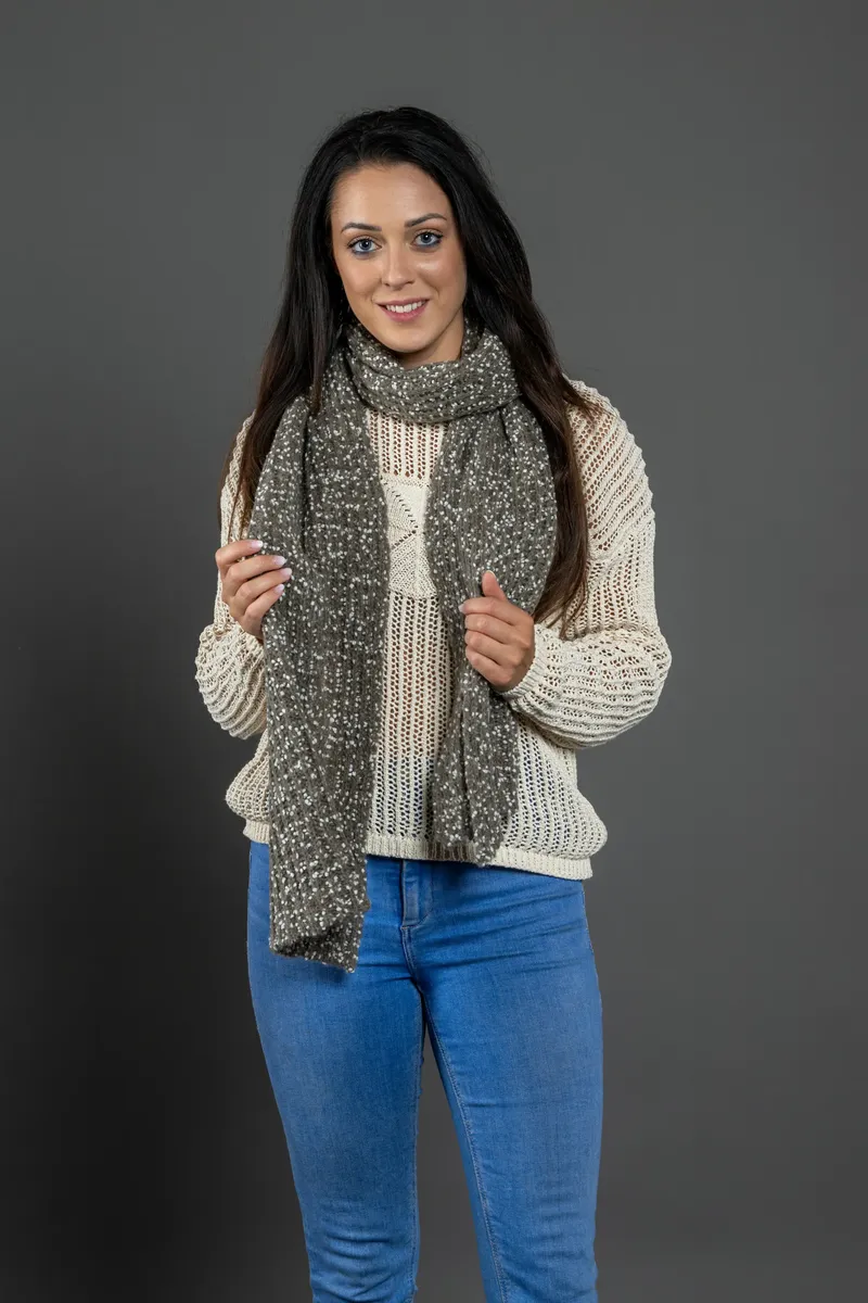 Модный шарф COLLEZIONE ALESSANDRO "Amica" в горошек, производство Италия, коричневый
Модный шарф COLLEZIONE ALESSANDRO "Amica" в горошек, производство Италия, коричневый