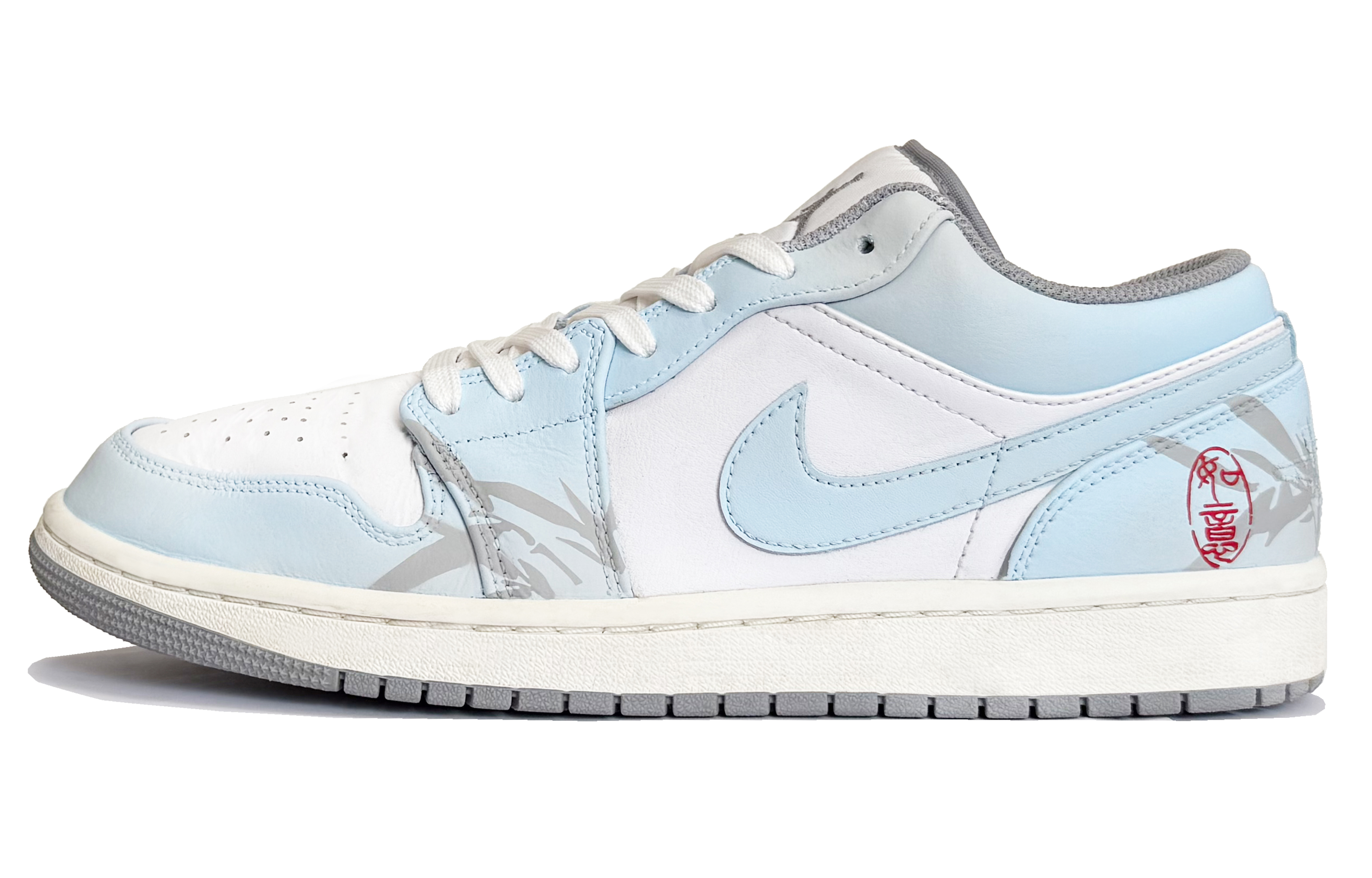 Баскетбольные кроссовки Air 1 для детей начальной школы Jordan, синий
Баскетбольные кроссовки Air 1 для детей начальной школы Jordan, синий