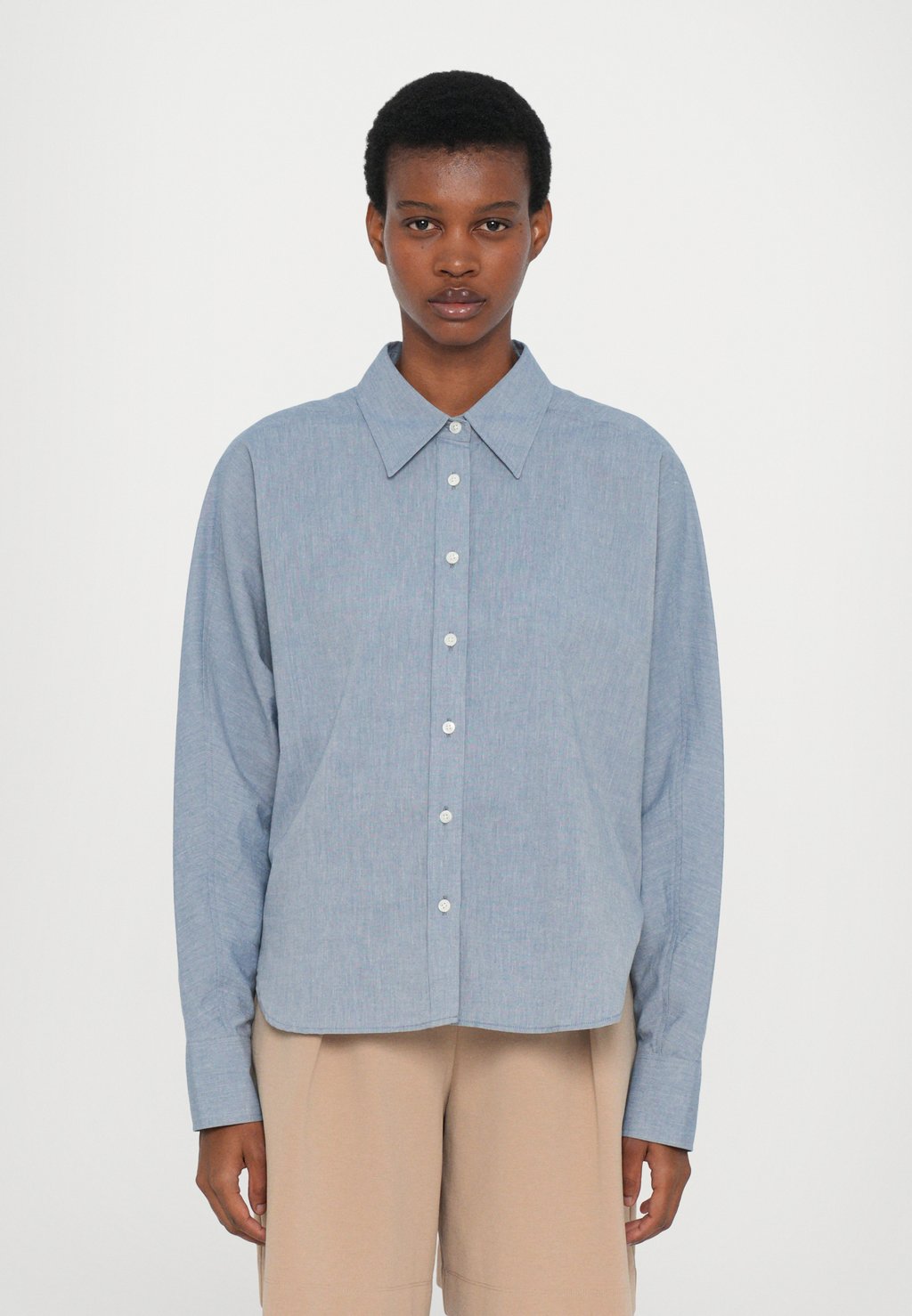 Блузка на пуговицах SHIRT CLOSED, синий
Блузка на пуговицах SHIRT CLOSED, синий