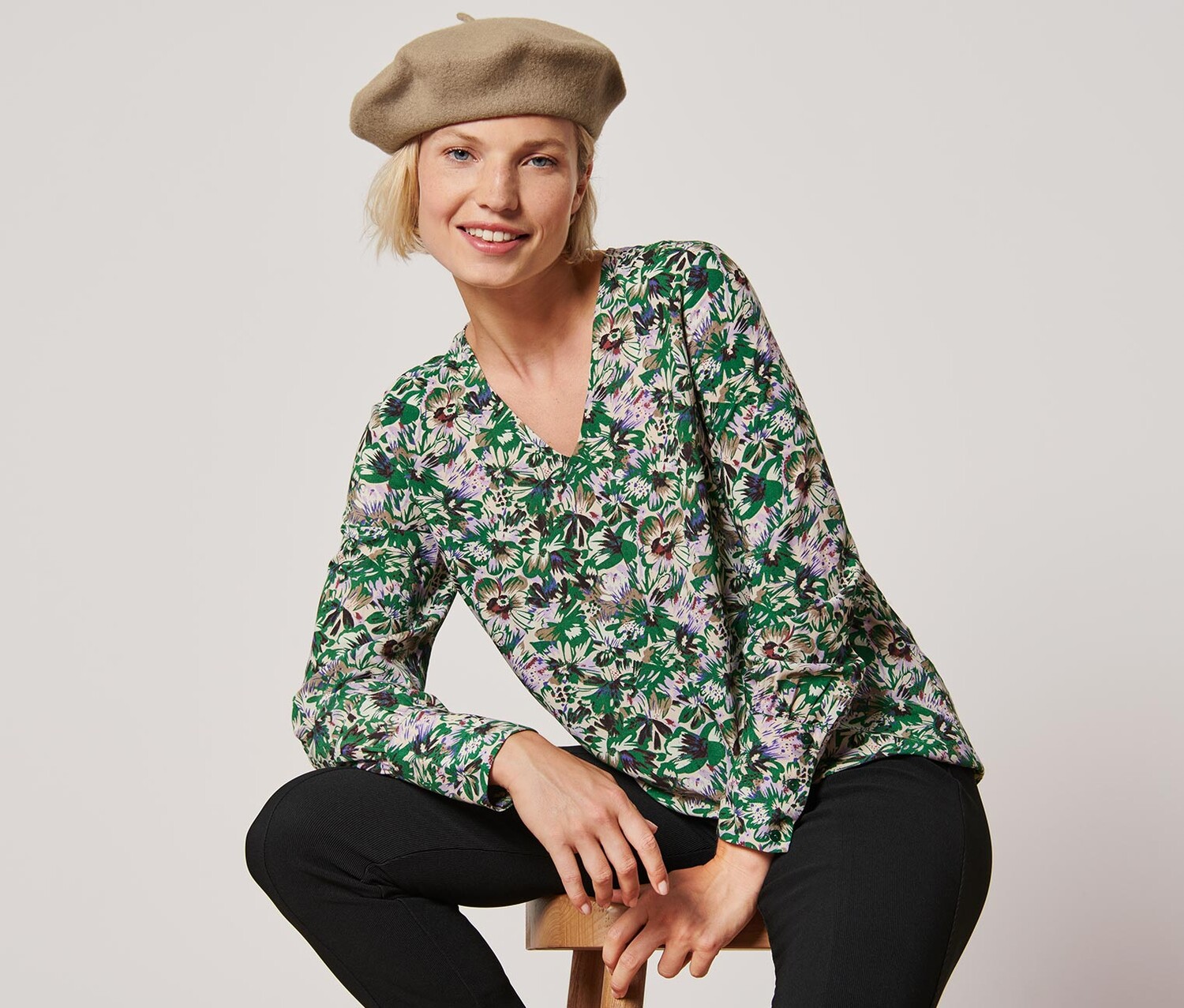 Блузка с принтом по всей поверхности Tchibo
Блузка с принтом по всей поверхности Tchibo