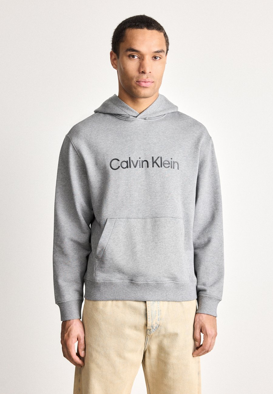 Толстовка Calvin Klein STANDARD LOGO, Medium Grey Heather/Grey
Толстовка Calvin Klein STANDARD LOGO, Medium Grey Heather/Grey
