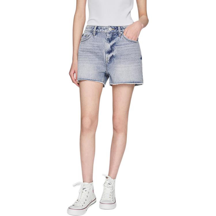 Lee Женские джинсовые шорты светло-голубые
Lee Женские джинсовые шорты светло-голубые