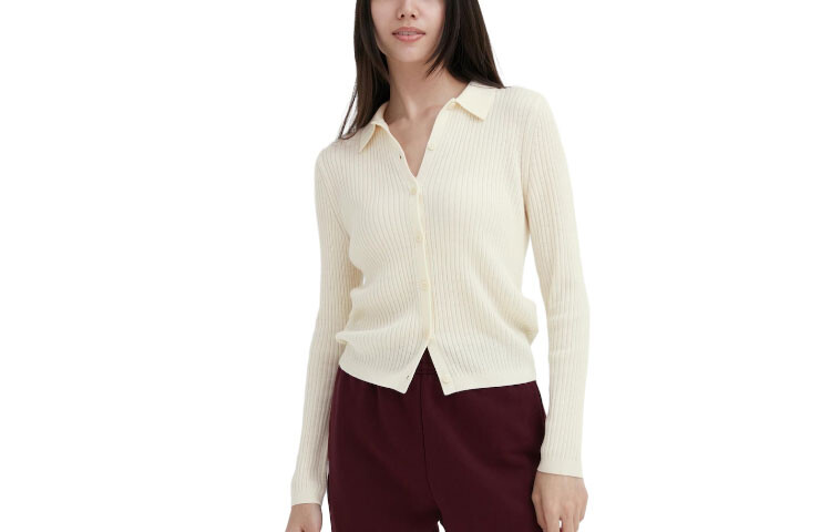 Трикотаж женский молочно-белый Uniqlo
Трикотаж женский молочно-белый Uniqlo