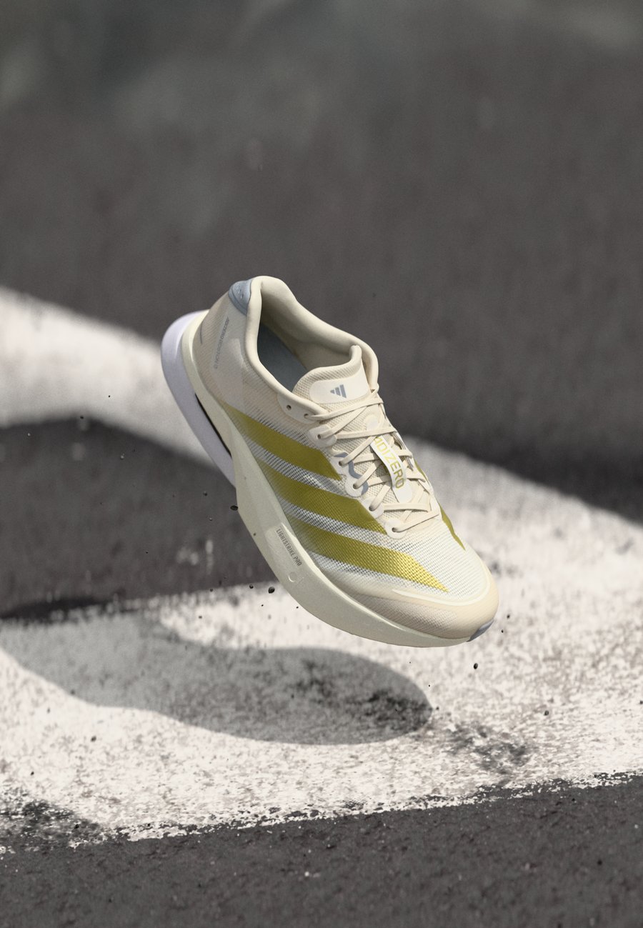 Кроссовки Adidas Performance ADIZERO BOSTON 13, Chalk White/Gold Metallic/Halo Silver/White
Кроссовки Adidas Performance ADIZERO BOSTON 13, Chalk White/Gold Metallic/Halo Silver/White