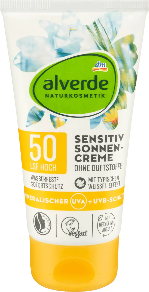 Солнцезащитный крем для чувствительной кожи SPF 50 75 мл. alverde NATURKOSMETIK
Солнцезащитный крем для чувствительной кожи SPF 50 75 мл. alverde NATURKOSMETIK