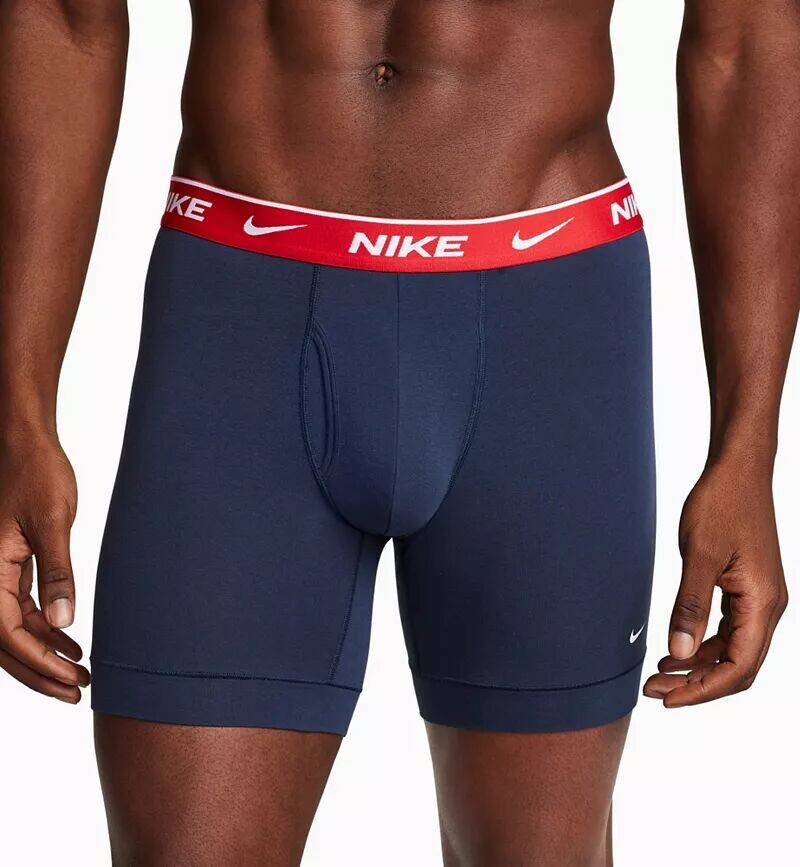 Мужские хлопковые боксеры-боксеры Nike Dri-FIT Essential — 3 пары
Мужские хлопковые боксеры-боксеры Nike Dri-FIT Essential — 3 пары