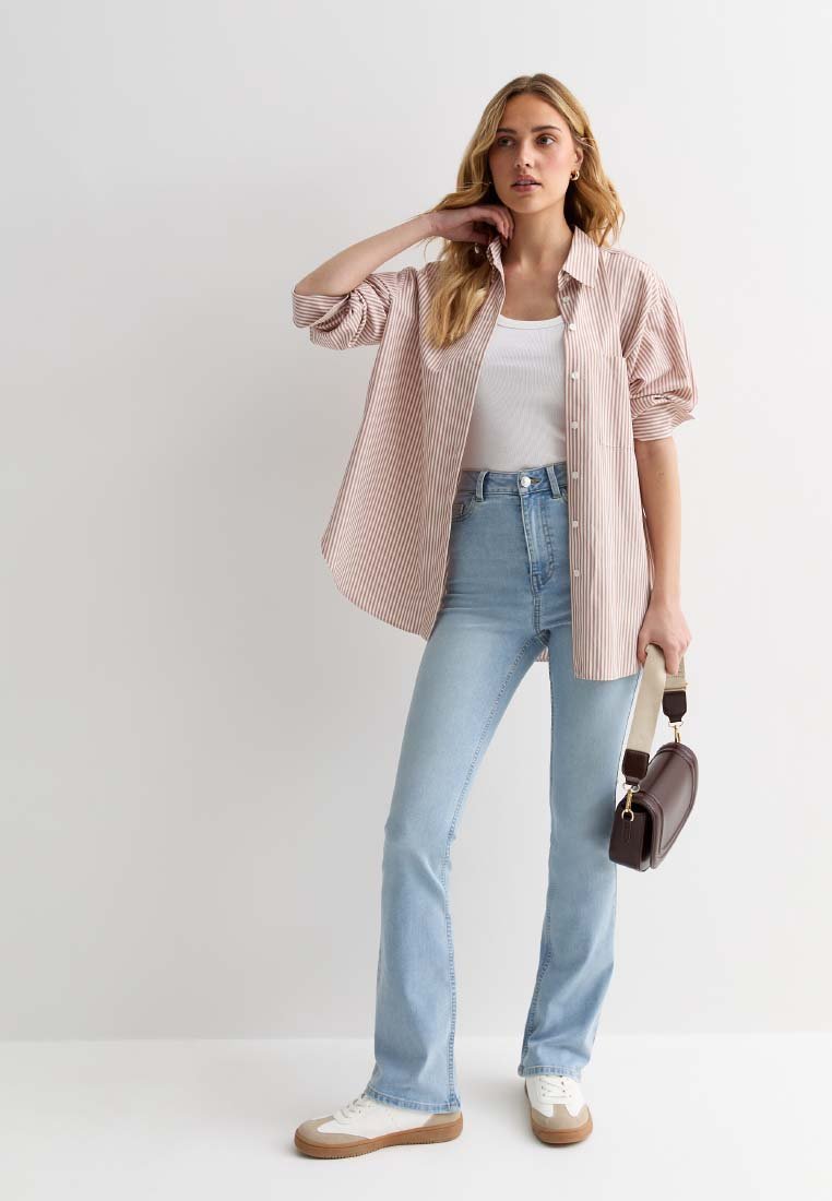 Джинсы Bootcut WAIST ENHANCE QUINN BOOTCUT New Look, синий
Джинсы Bootcut WAIST ENHANCE QUINN BOOTCUT New Look, синий