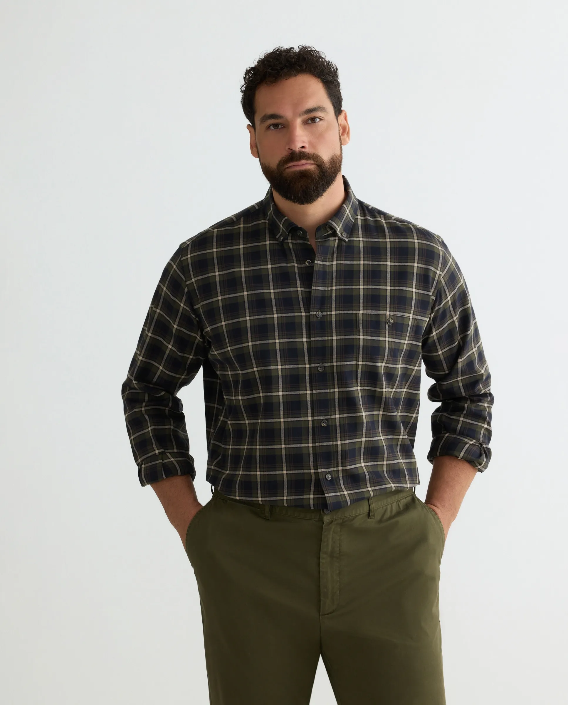 Мужская рубашка с длинным рукавом больших размеров из вельвета с темным фоном и классическим узором в клетку Dustin, зеленый
Мужская рубашка с длинным рукавом больших размеров из вельвета с темным фоном и классическим узором в клетку Dustin, зеленый