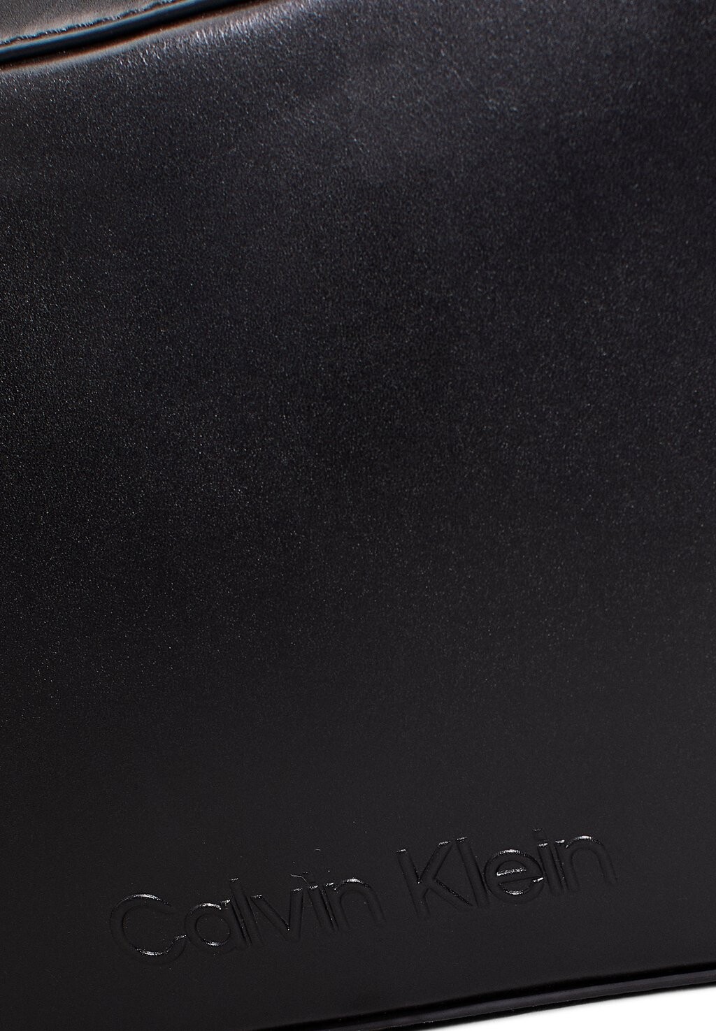 Сумка через плечо LOGO CAMERA BAG Calvin Klein, черный
Сумка через плечо LOGO CAMERA BAG Calvin Klein, черный