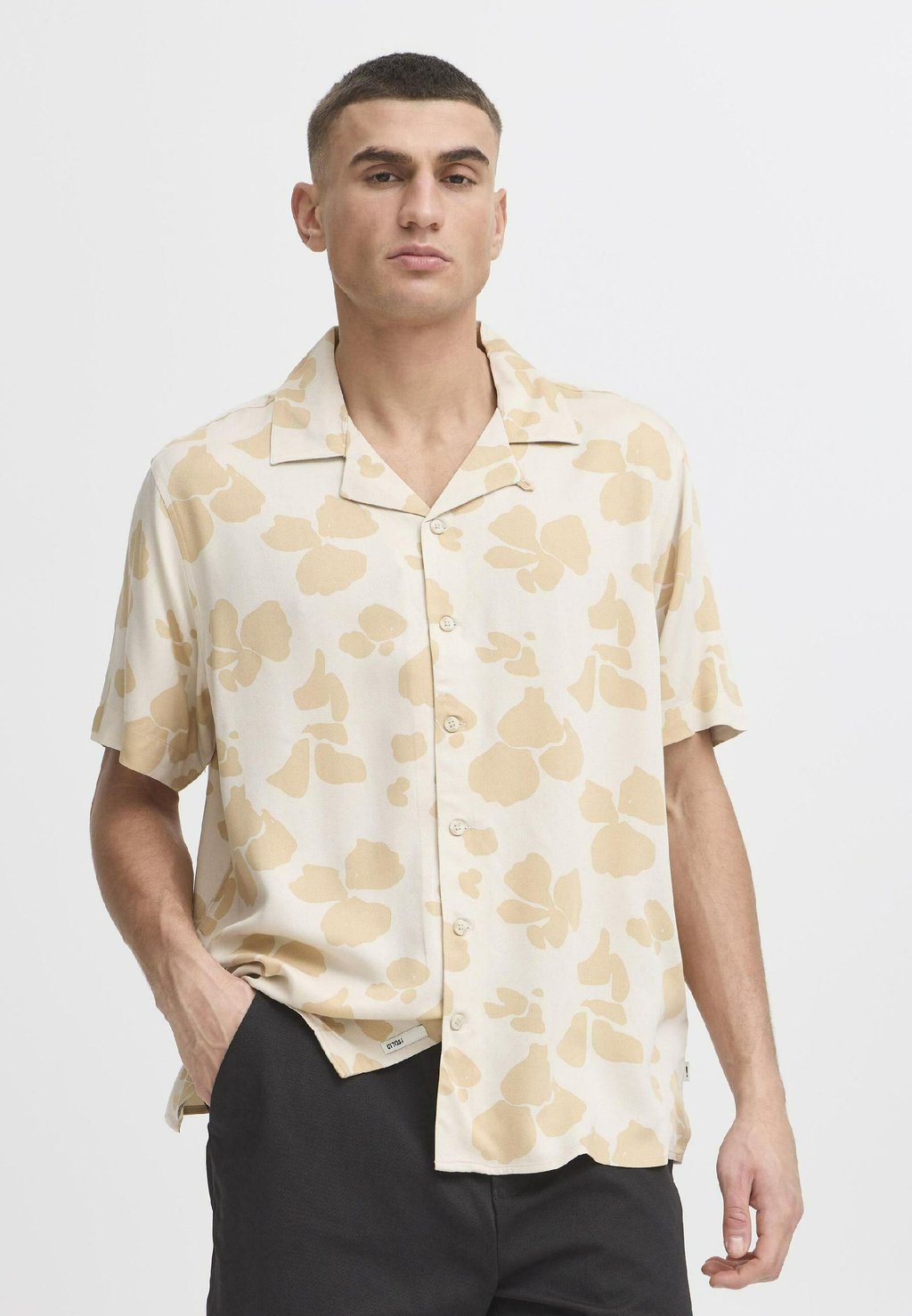 Рубашка SDPACHA Solid, цвет Oatmeal
Рубашка SDPACHA Solid, цвет Oatmeal