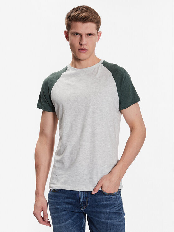 Футболка стандартного кроя Brave Soul, серый
Футболка стандартного кроя Brave Soul, серый